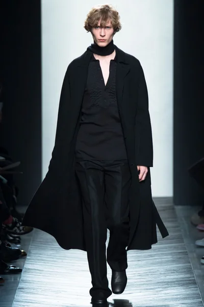 Look 5
